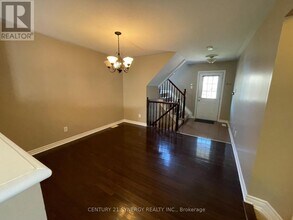 280 Par-La-Ville Cir in Ottawa, ON - Building Photo - Building Photo