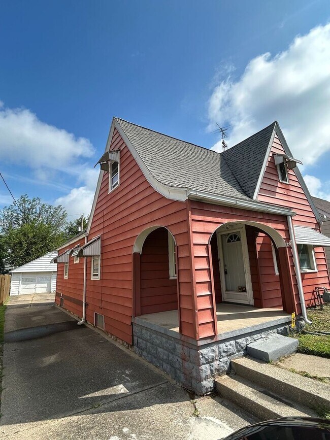 1726 Balkan Pl in Toledo, OH - Building Photo - Building Photo