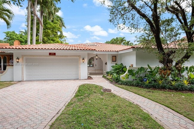 property at 1320 Alhambra Cir