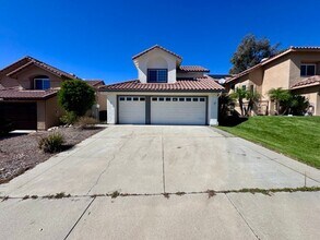 39961 Temecky Way in Murrieta, CA - Building Photo - Building Photo