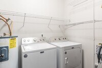 1257 Louisville St, Unit Newly Remolded Condo - 6