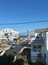 37 Dolphin Ave, Unit #2 in Winthrop, MA - Foto de edificio - Building Photo