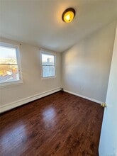 164-41 108th Dr in Queens, NY - Building Photo - Building Photo