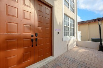 5309 SW 133rd Ave in Miramar, FL - Building Photo - Building Photo