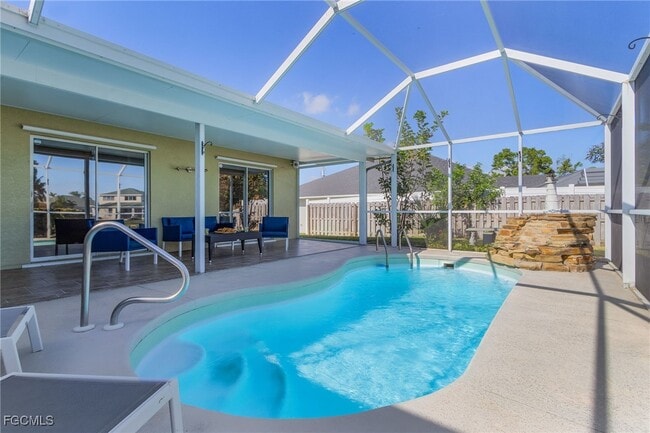 1827 SW 6th Ave in Cape Coral, FL - Building Photo - Building Photo