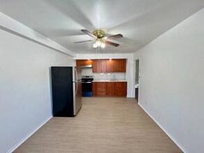 436 Olmstead Ave in Bronx, NY - Foto de edificio - Building Photo