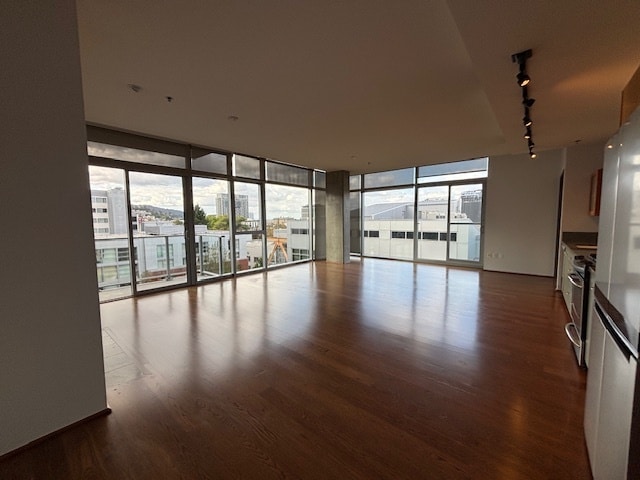 1221 SW 10th Ave, Unit Eliot Condo in Portland, OR - Foto de edificio - Building Photo