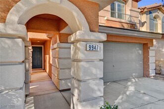 9947 Corbridge St in Las Vegas, NV - Building Photo - Building Photo