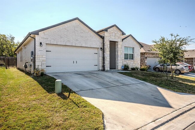 10513 Sprinkle Cutoff Rd in Austin, TX - Building Photo - Building Photo