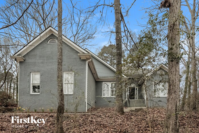 205 Bentley Pl Way in Covington, GA - Building Photo