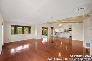 1916 Triple Peak Dr in Canyon Lake, TX - Building Photo - Building Photo