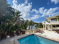 4020 S Ocean Blvd in Lantana, FL - Foto de edificio - Building Photo