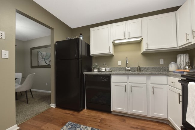 Miller Crest in Johnson City, TN - Building Photo - Building Photo