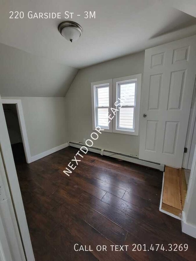 220 Garside St in Newark, NJ - Building Photo - Building Photo