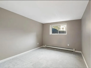 151 King St in Franklin, MA - Building Photo - Building Photo