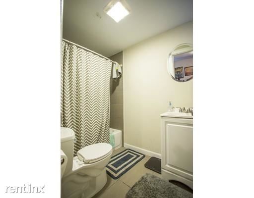 4 Fountain Pl-Unit -Apt 2 in Boston, MA - Building Photo