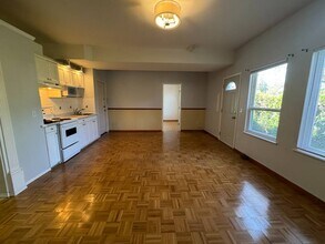 19866 Hammond Rd in Pitt Meadows, BC - Building Photo - Building Photo