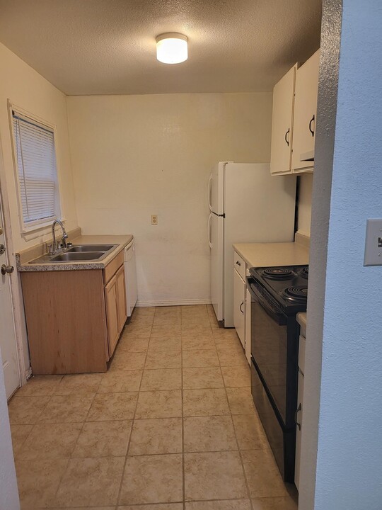 809 Valley Rd in Killeen, TX - Foto de edificio