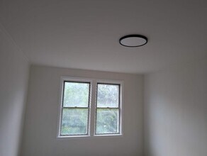 89-38-38 Whitney Ave in Queens, NY - Building Photo - Building Photo