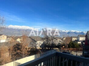 258 Kestrel Dr in Saratoga Springs, UT - Building Photo - Building Photo