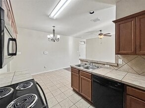 1301 Piedmont Dr in Mansfield, TX - Building Photo - Building Photo