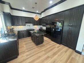 26556 Beecher Ln in Stevenson Ranch, CA - Building Photo - Building Photo