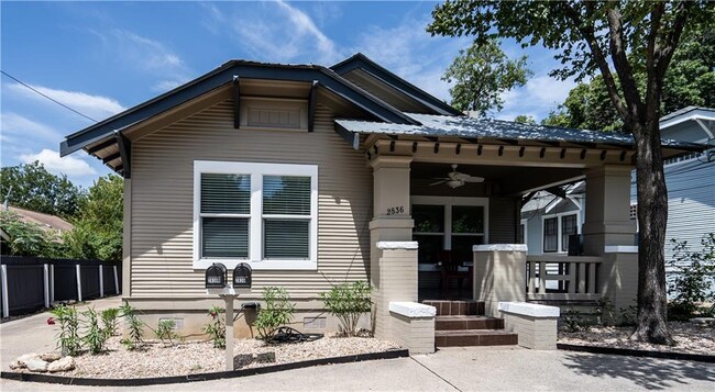 property at 2836 Pearl St