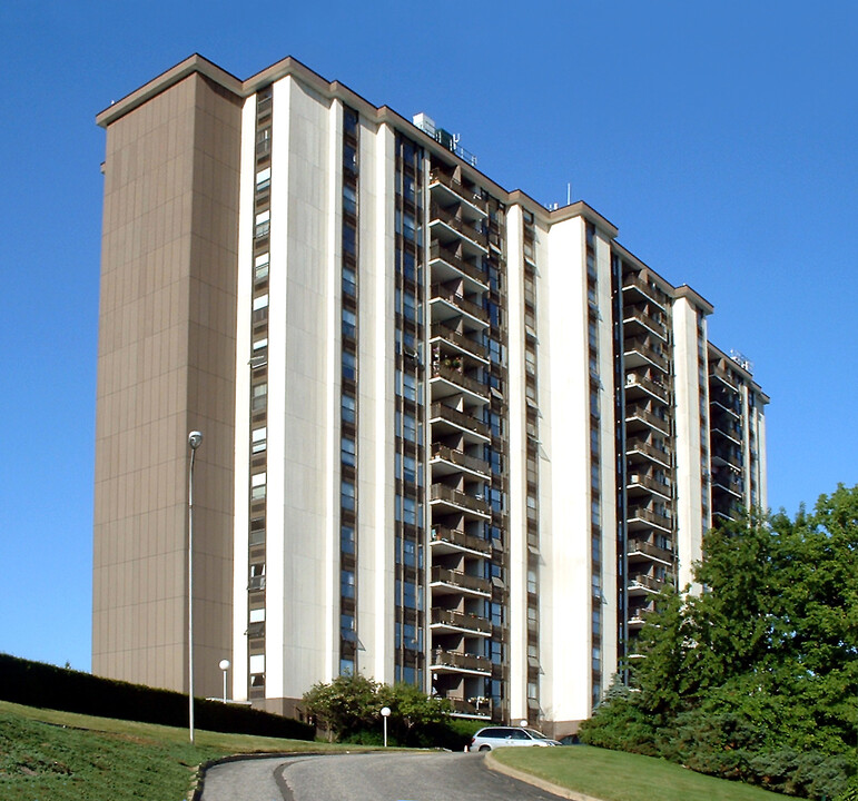 Eastpointe Condominium in Highlands, NJ - Building Photo