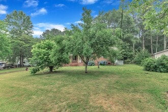 833 S Wingate St in Wake Forest, NC - Building Photo - Building Photo