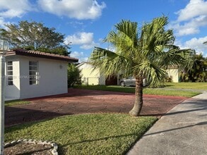 13265 SW 53rd St in Miami, FL - Building Photo - Building Photo