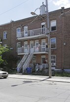 358-368 4e in Montréal, QC - Building Photo