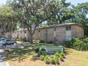 Hidden Oaks Condominiums in Jacksonville, FL - Building Photo - Primary Photo