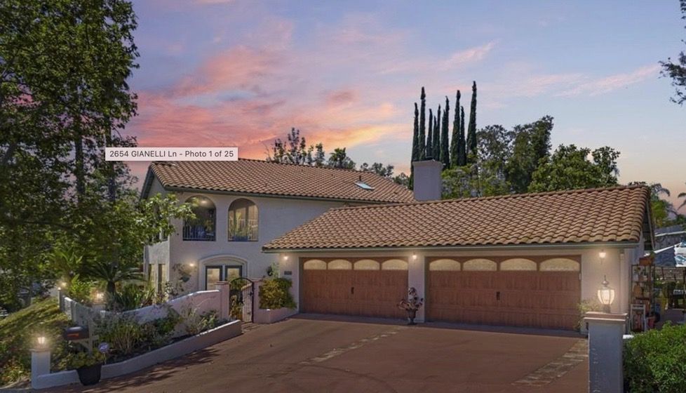 2654 Gianelli Ln in Escondido, CA - Building Photo