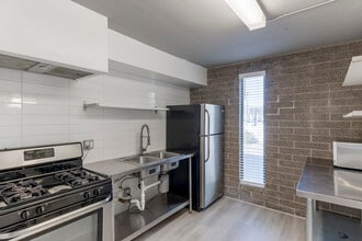 Luna Bear Arcos in Phoenix, AZ - Foto de edificio - Interior Photo
