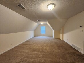 9333 S Fairmont Cir in Collierville, TN - Foto de edificio - Building Photo