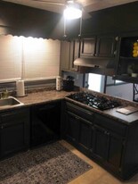 3860 Pontevedra Pl in College Park, GA - Building Photo