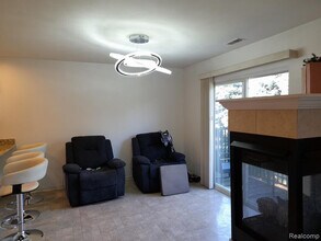 14474 Shadywood Dr in Sterling Heights, MI - Building Photo - Building Photo