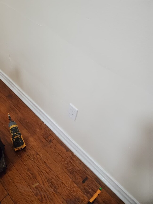 12 Elm St in Trenton, NJ - Building Photo - Building Photo