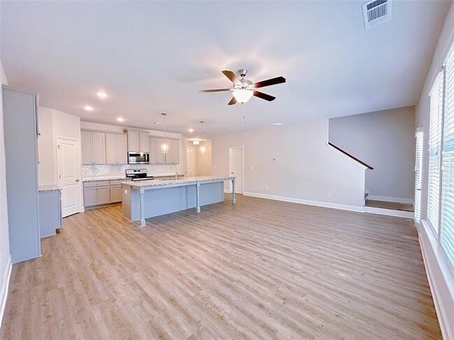 207 Harrison St in Calhoun, GA - Building Photo - Building Photo