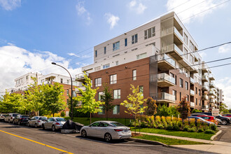 Loggia Saint-Lambert in St-Lambert, QC - Building Photo - Building Photo