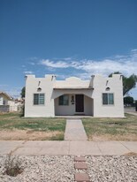 240 N 3rd St in Blythe, CA - Building Photo