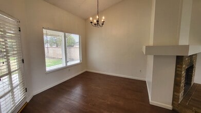 6601 Camphor Ct in Bakersfield, CA - Building Photo - Building Photo