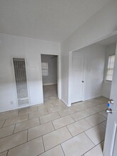 359-361 N Wateka St in San Jacinto, CA - Building Photo - Building Photo