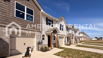 49 River Rock St in Lincoln, AL - Building Photo