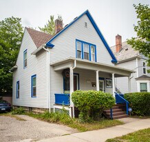 217 N Thayer St in Ann Arbor, MI - Building Photo