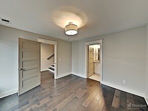 1204 Hillwood Private Cove in Nashville, TN - Building Photo - Building Photo