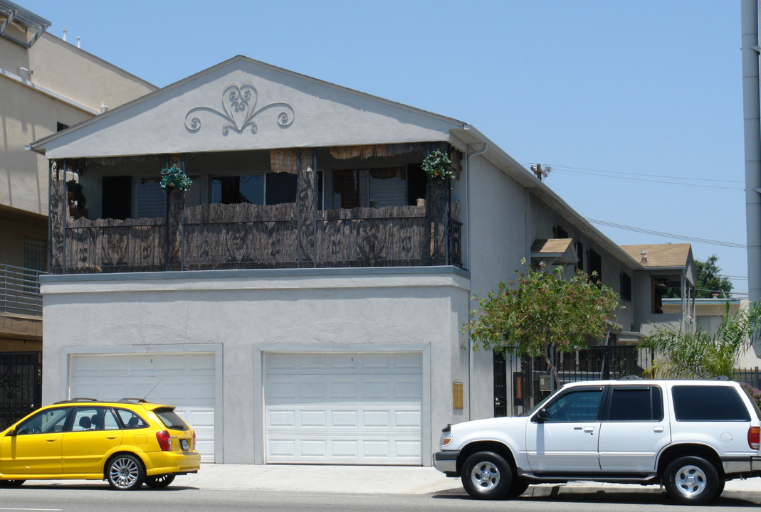 3840 Overland Ave in Culver City, CA - Foto de edificio