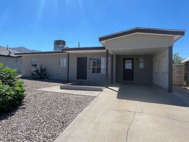 property at 1304 Hendrix Ave