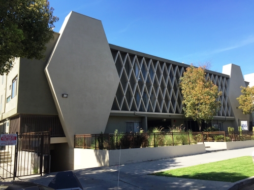 Hollywood Apartment in Los Angeles, CA - Building Photo