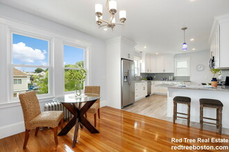 29 Strathmore Rd in Medford, MA - Building Photo - Building Photo